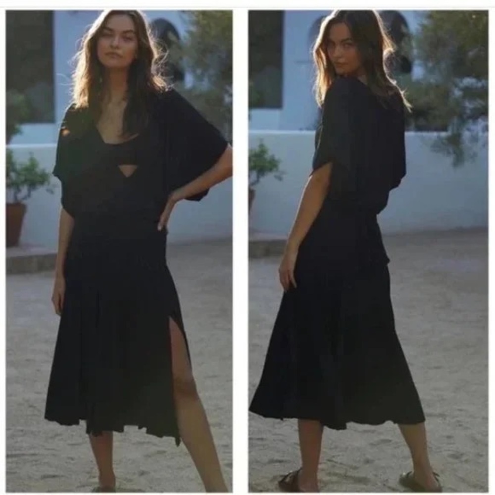 🔥Free People,FP Beach,Kauai black wrap, Gorgeous oversized Dress,Size Med. - Picture 3 of 14